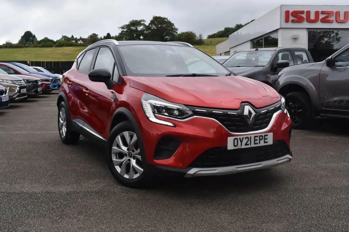 2021-renault-captur-13-tce-iconic-130bhp-big-3