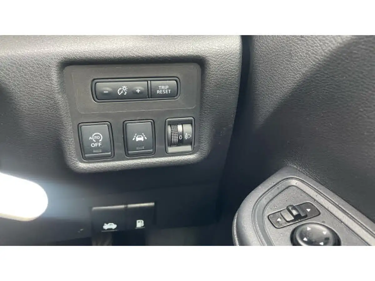 2021-nissan-micra-10-ig-t-acenta-big-30