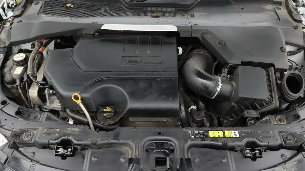 2020-land-rover-range-rover-evoque-20-p200-hse-200bhp-big-19