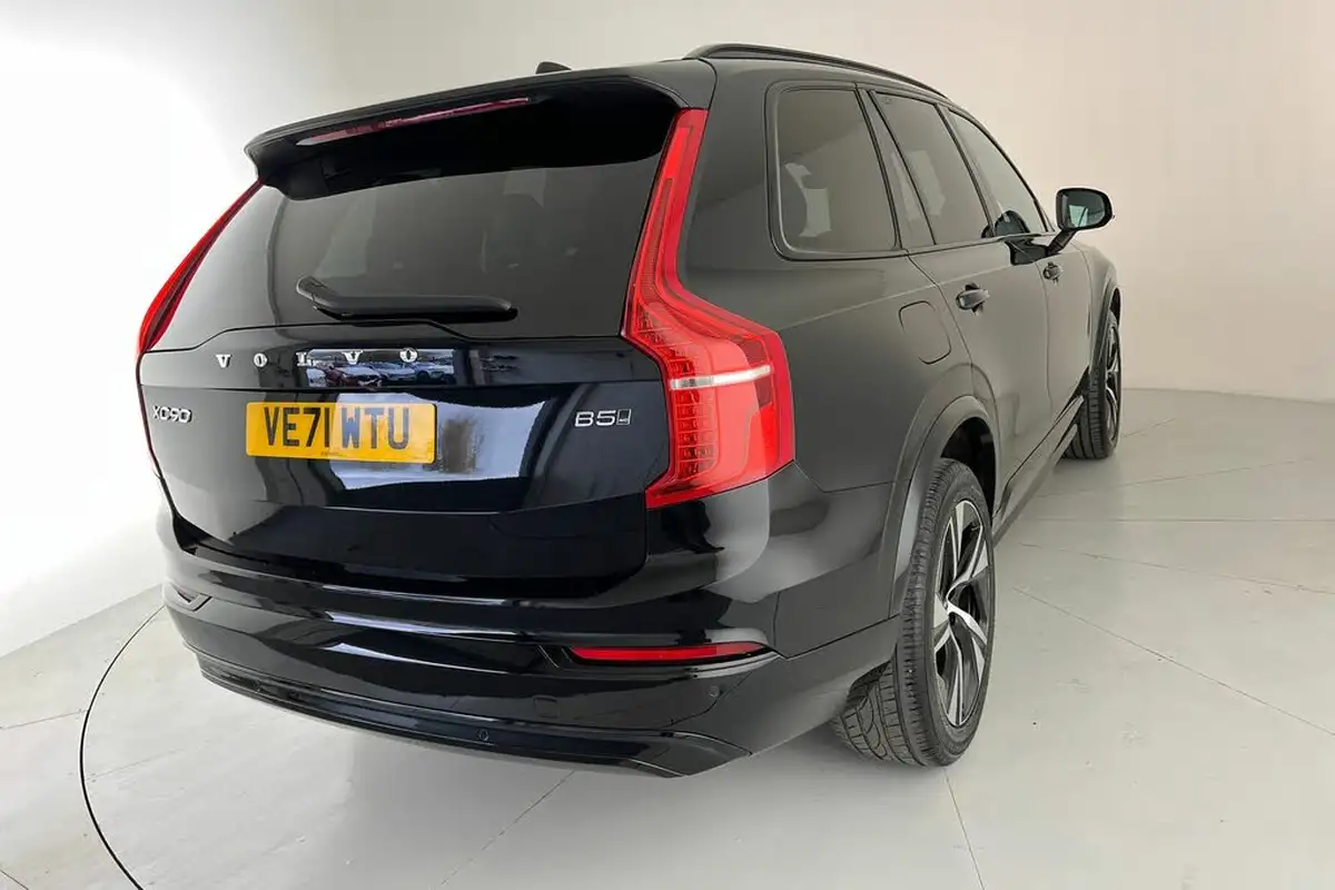 2022-volvo-xc90-20td-b5-r-design-big-21