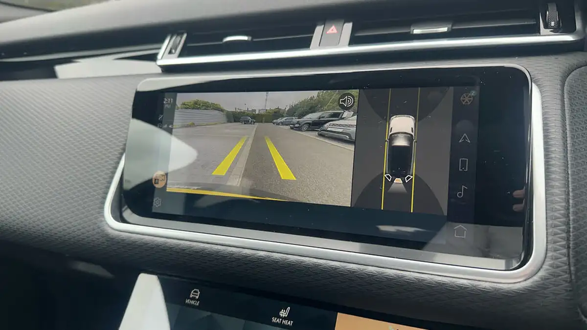 2023-land-rover-range-rover-velar-20-p400e-r-dynamic-se-big-11