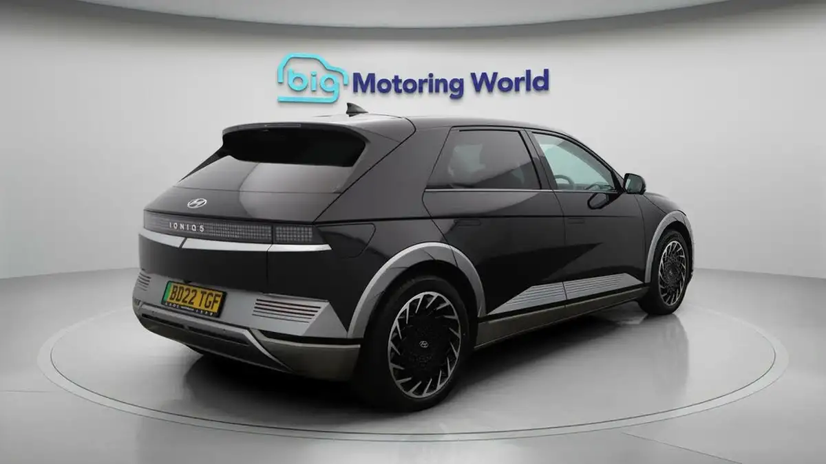 2022-hyundai-ioniq-5-e-ultimate-217ps-73kwh-rwd-big-7