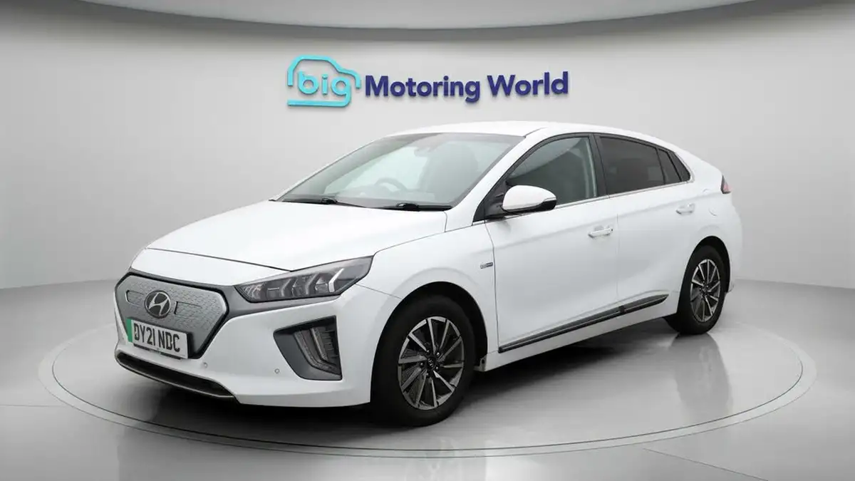 2021-hyundai-ioniq-e-premium-se-electric-100kw-big-3