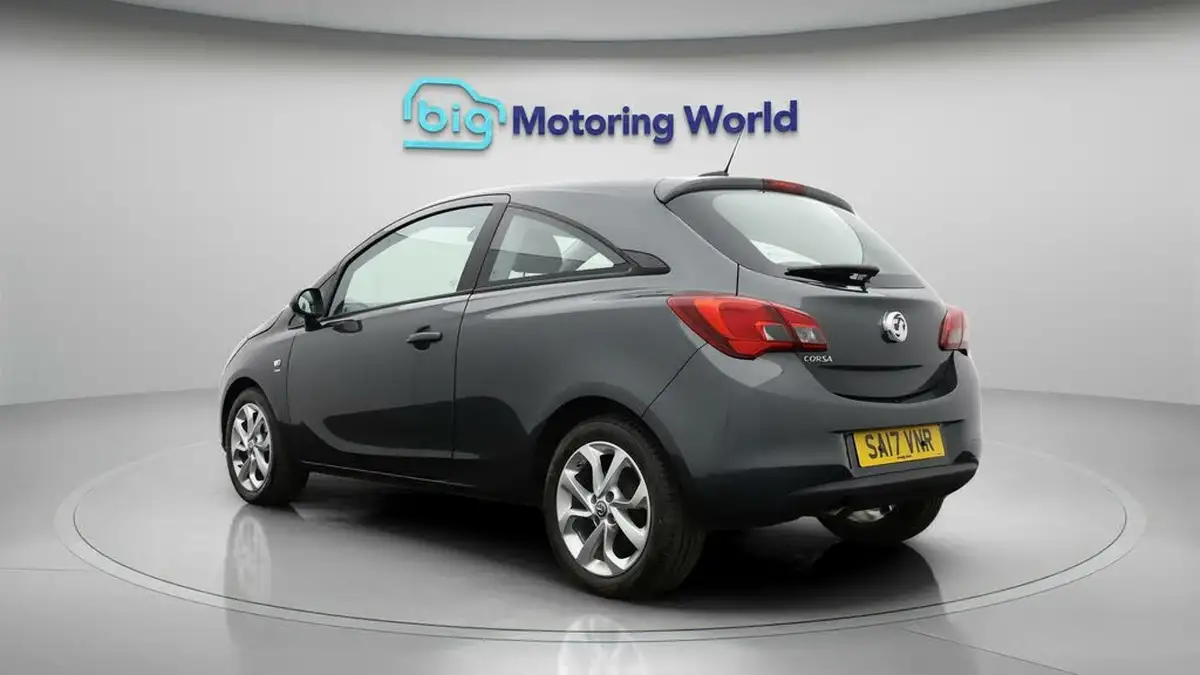 2017-vauxhall-corsa-14i-sri-75ps-ecoflex-3d-big-4