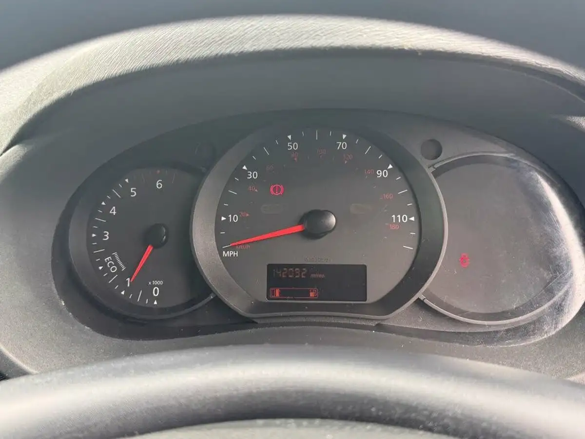 2017-renault-kangoo-maxi-15dci-ll21-energy-90-maxi-pt-business-panel-big-16