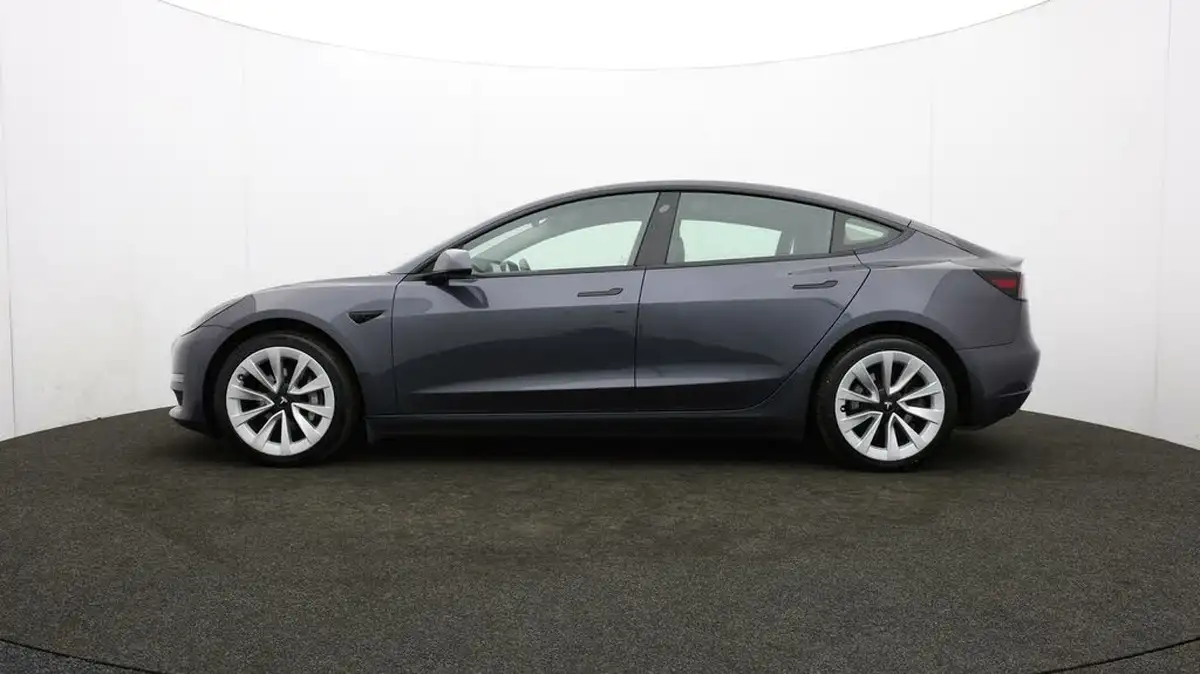 2021-tesla-model-3-e-long-range-4x4-big-70