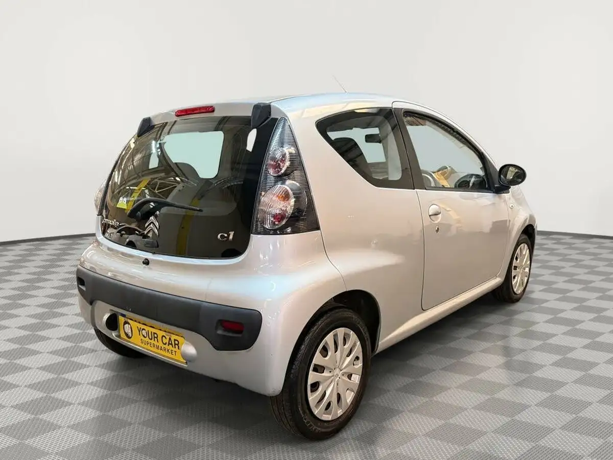 2013-citroen-c1-10-vtr-3d-big-7