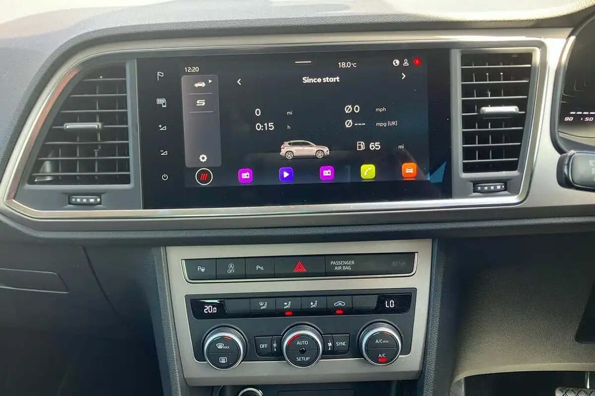 2024-seat-ateca-15-ecotsi-xperience-dsg-big-24