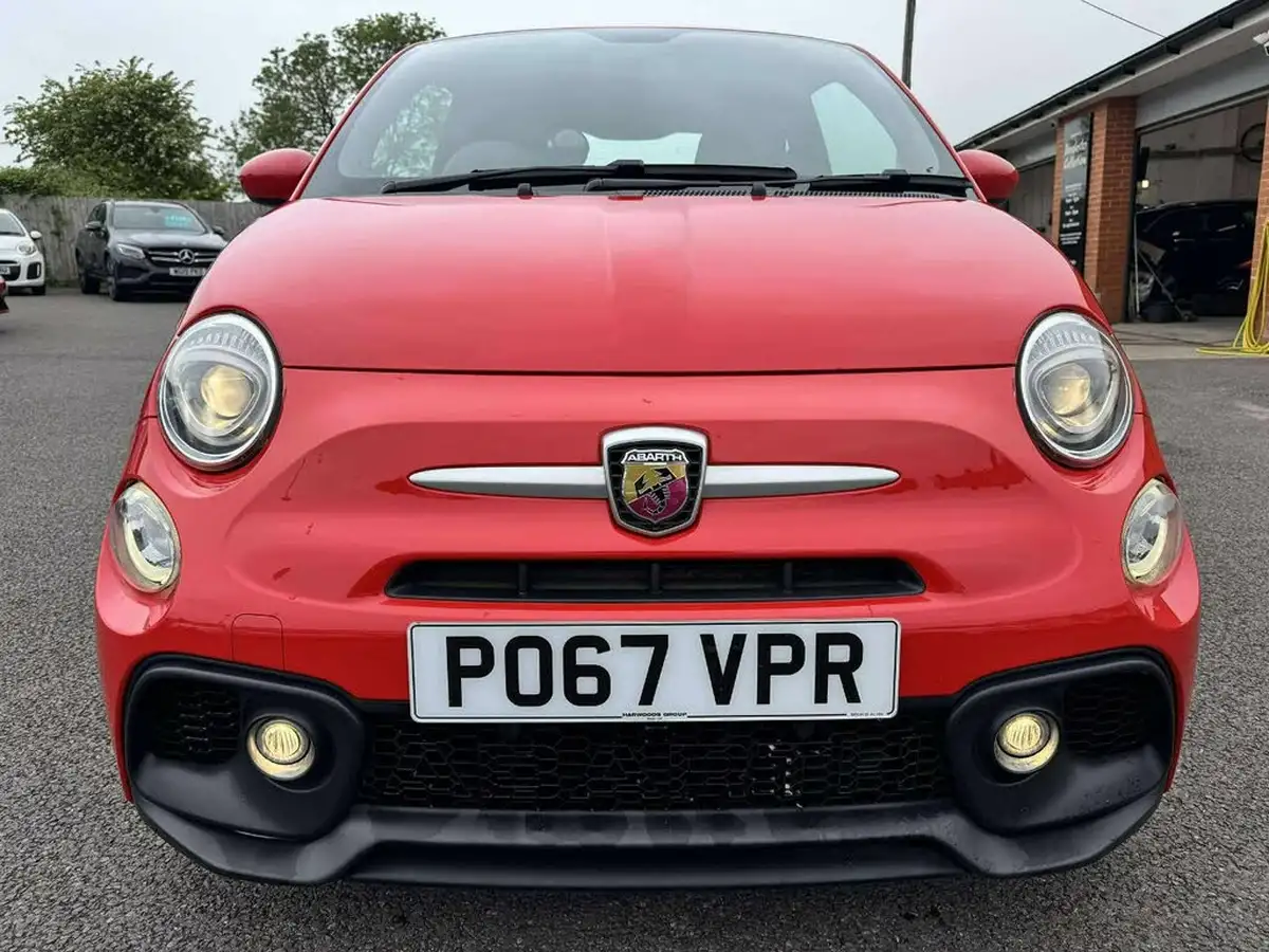 2017-abarth-595-14-tjet-big-8