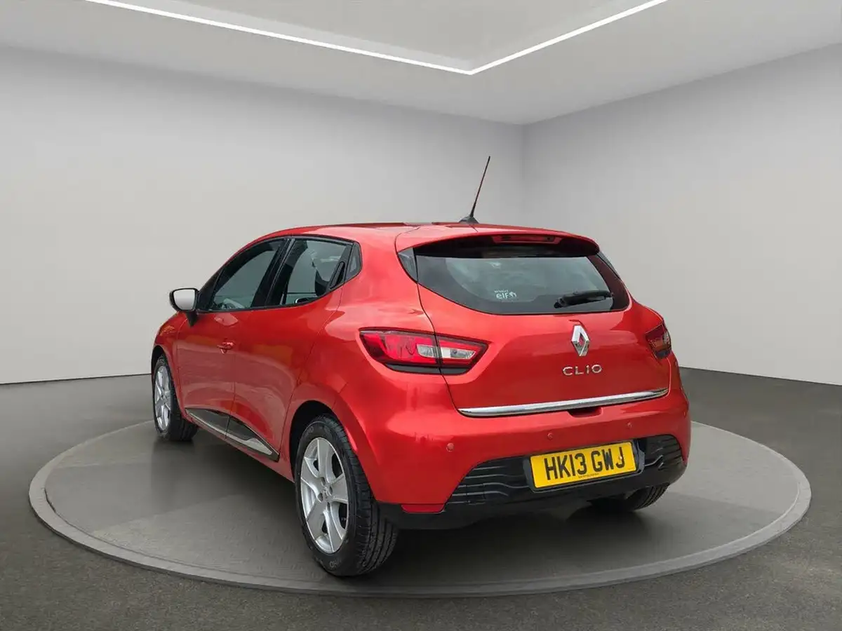 2013-renault-clio-12-dynamique-big-2