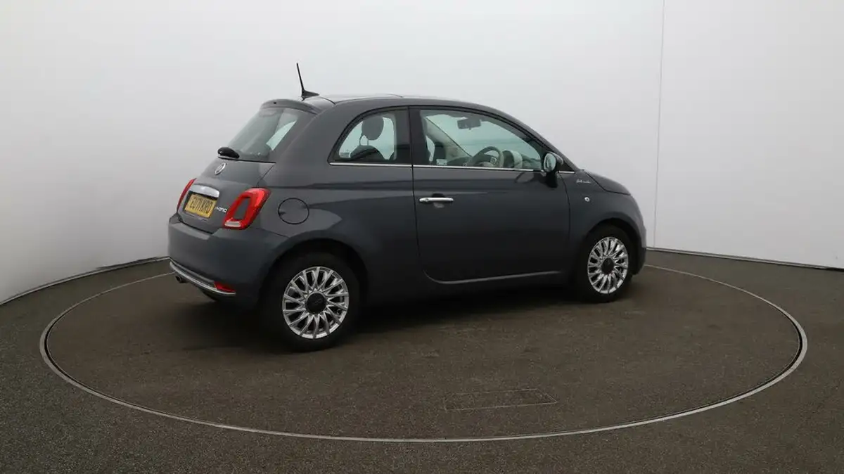 2021-fiat-500-10-dolcevita-big-52