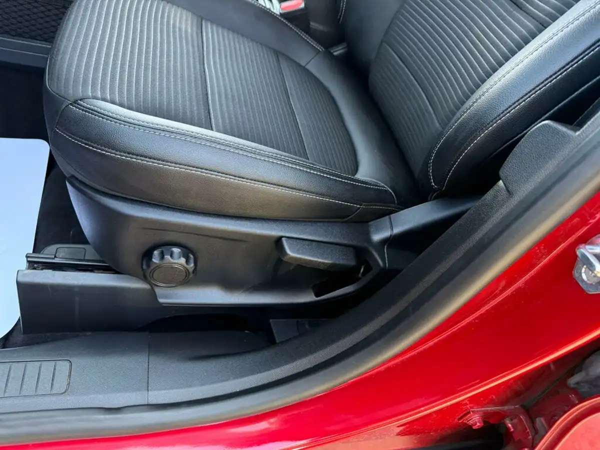 2022-ford-kuga-big-29