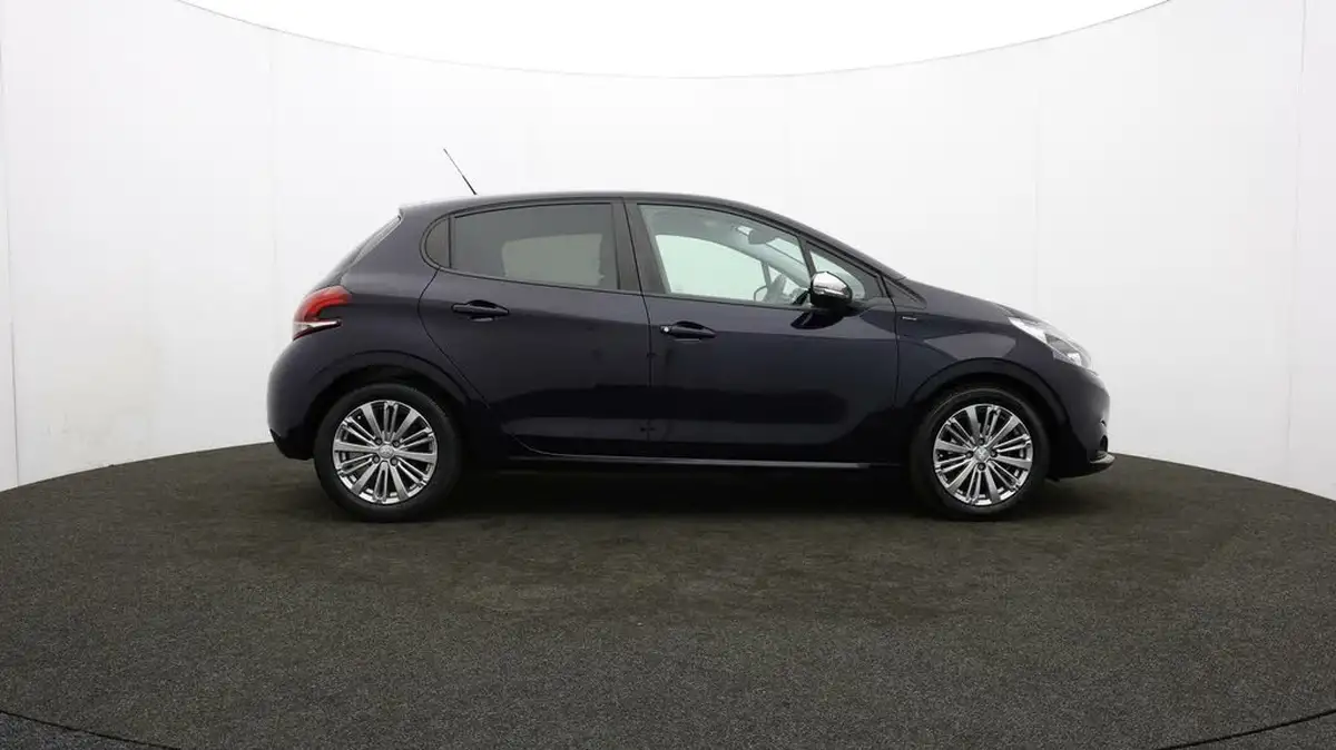 2019-peugeot-208-12-puretech-signature-big-39
