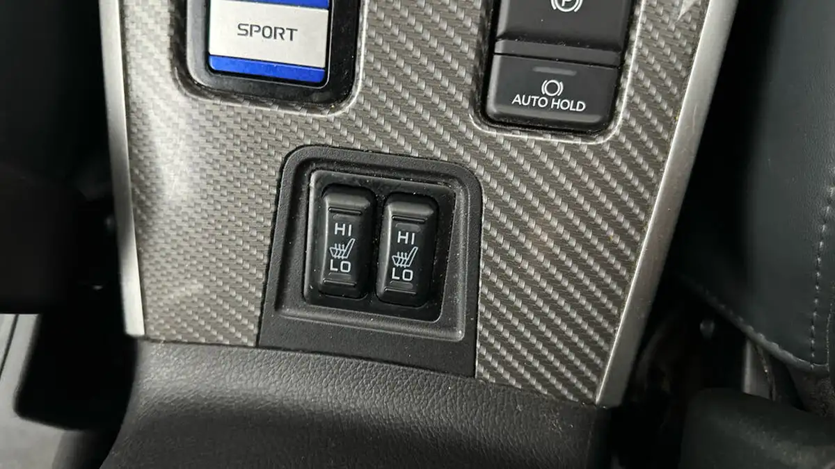 2018-mitsubishi-outlander-24-5h-phev-big-31