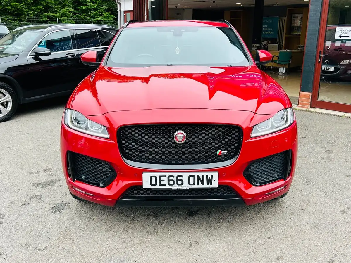 2016-jaguar-f-pace-30td-s-big-3