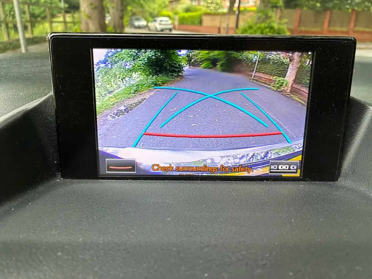 2014-lexus-ct-200h-18-f-sport-big-5