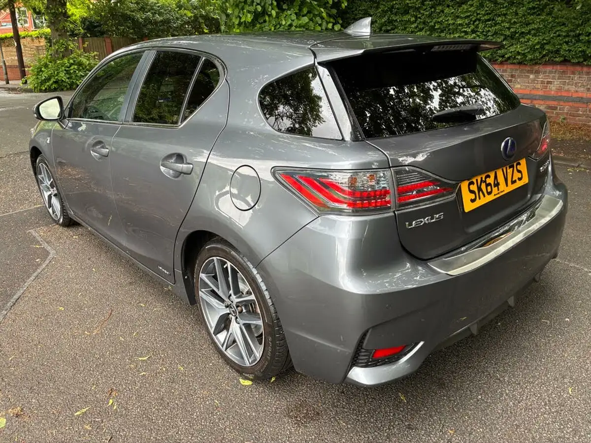 2014-lexus-ct-200h-18-f-sport-big-29