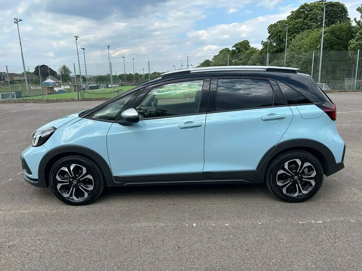2022-honda-jazz-15-i-mmd-ex-109ps-big-8