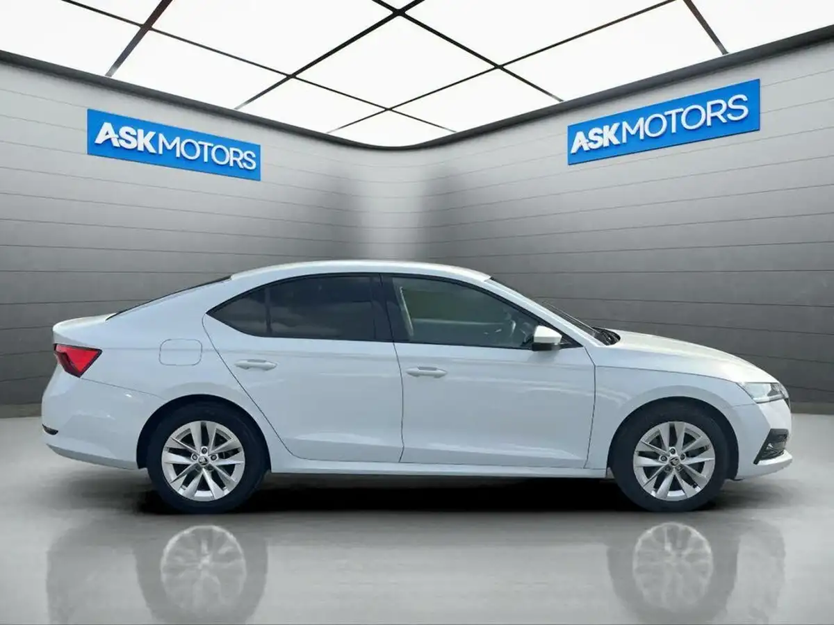 2021-skoda-octavia-big-3