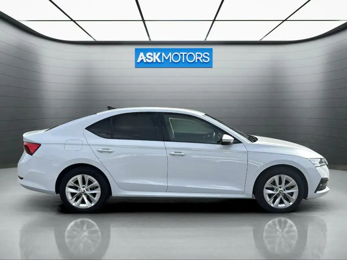 2021-skoda-octavia-big-27