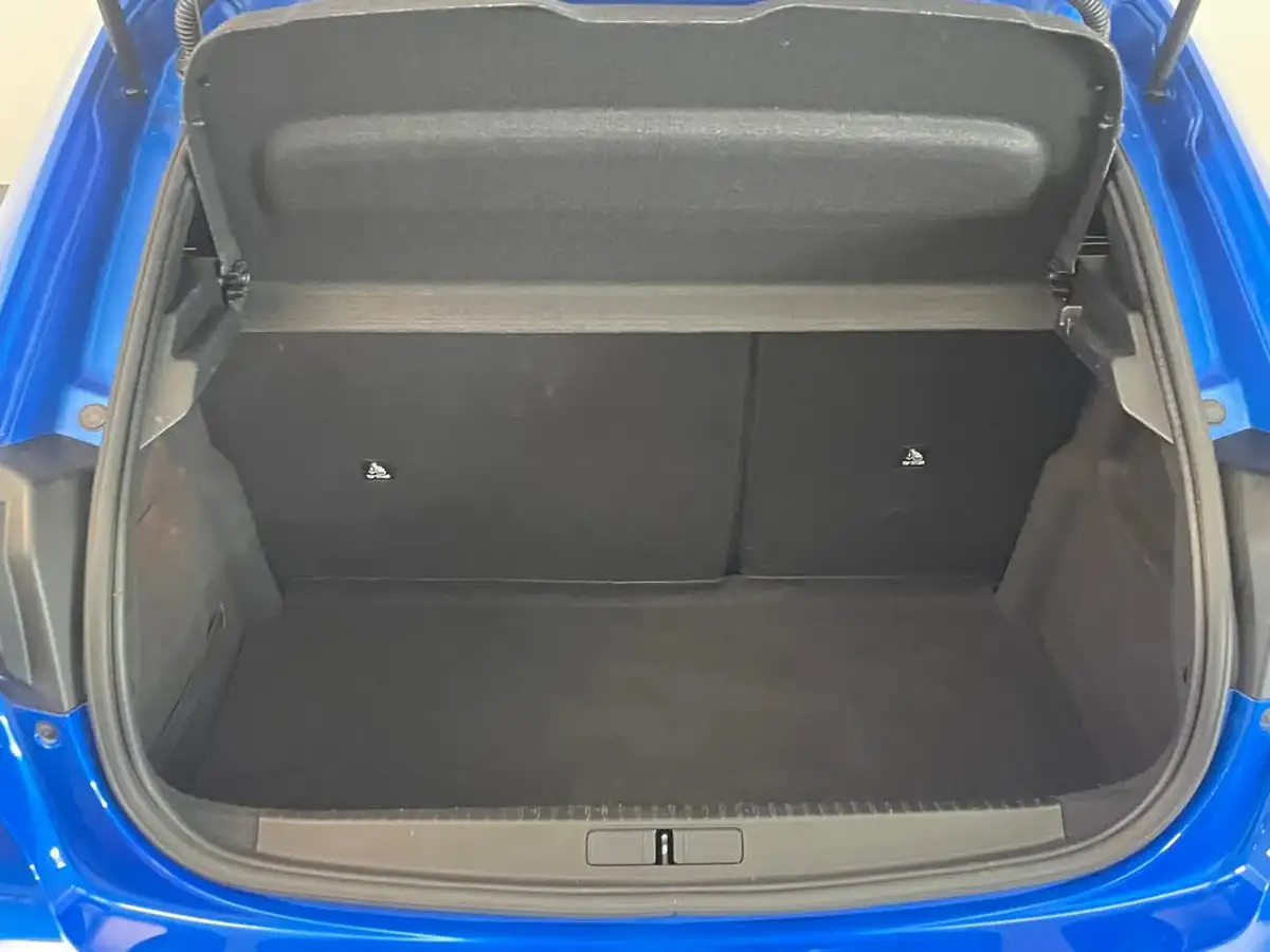 2021-peugeot-208-12-puretech-allure-100bhp-big-32