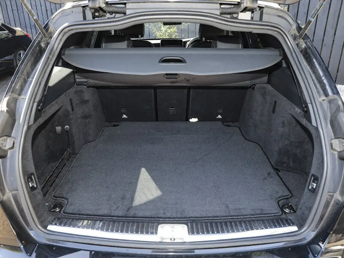 2021-mercedes-benz-c-class-15-c200-amg-line-198ps-eq-boost-ss-estate-5d-1497cc-big-7