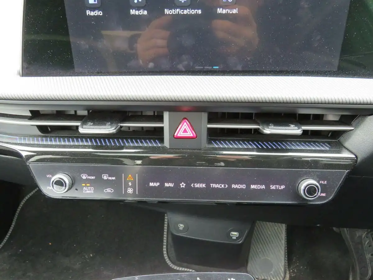 2021-kia-ev6-e-gt-line-s-225bhp-heat-pump-big-19