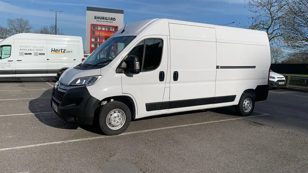2023-citroen-relay-22bluehdi-35-l3h2-enterprise-edition-panel-big-6