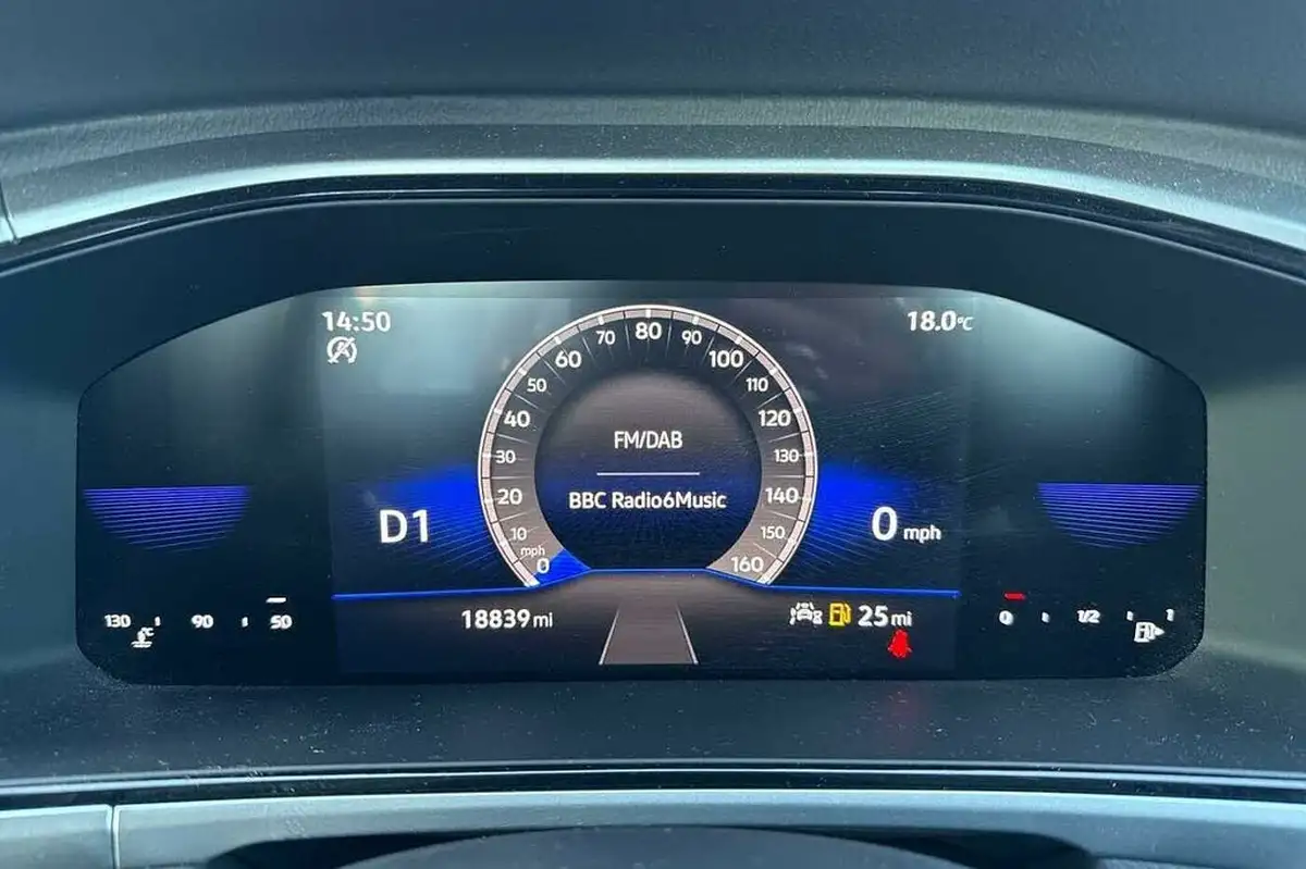 2023-volkswagen-t-roc-15-tsi-life-dsg-big-15