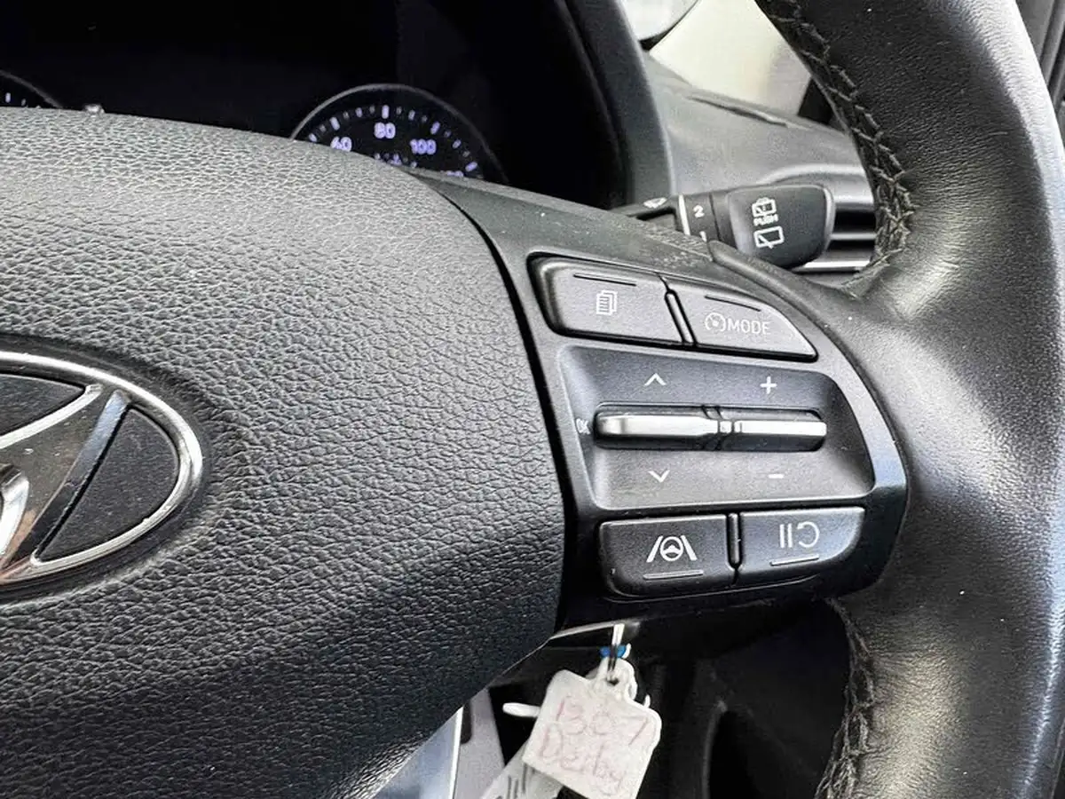 2022-hyundai-i30-10-t-gdi-se-connect-hatchback-big-30