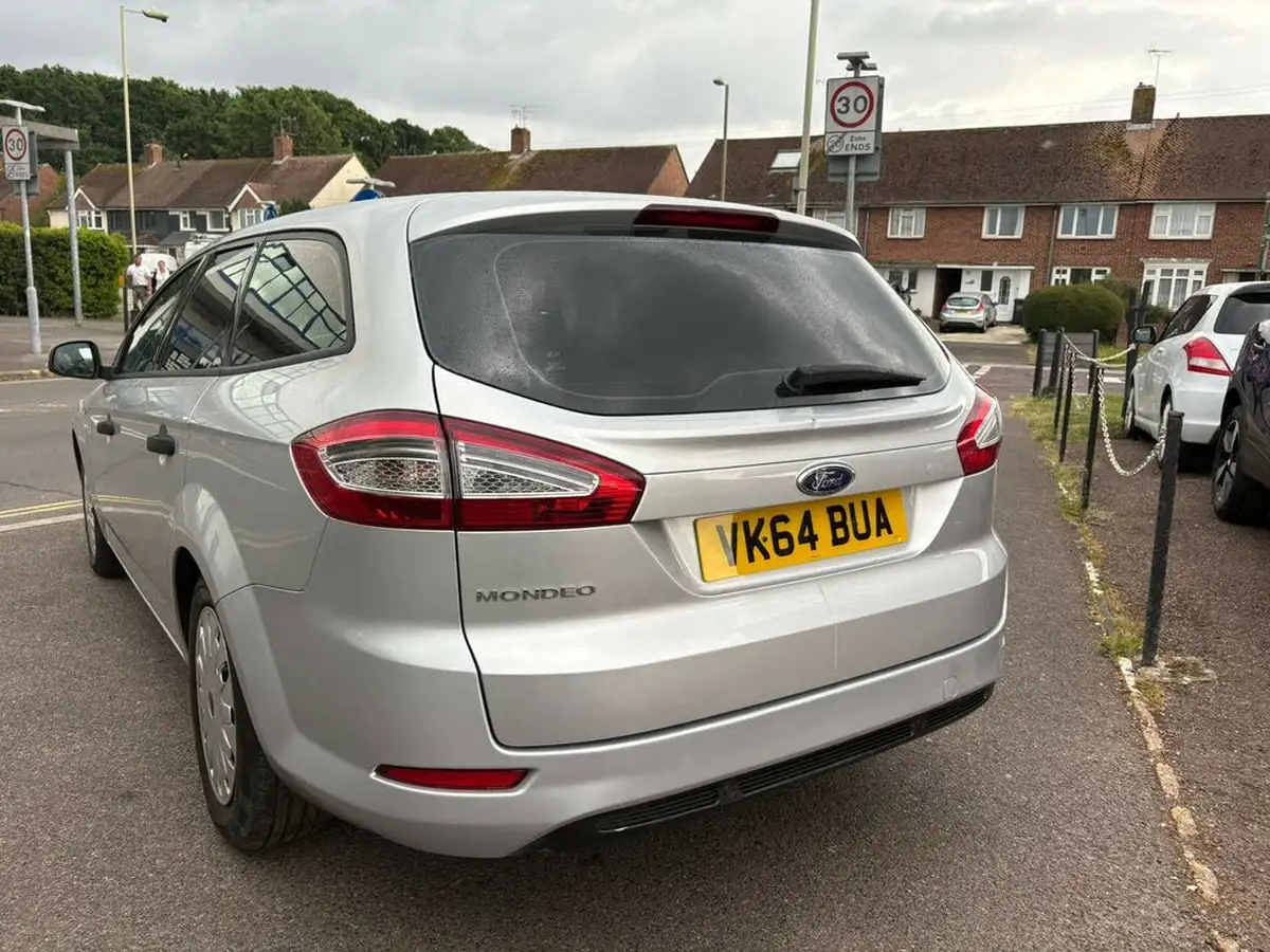 2014-ford-mondeo-big-5