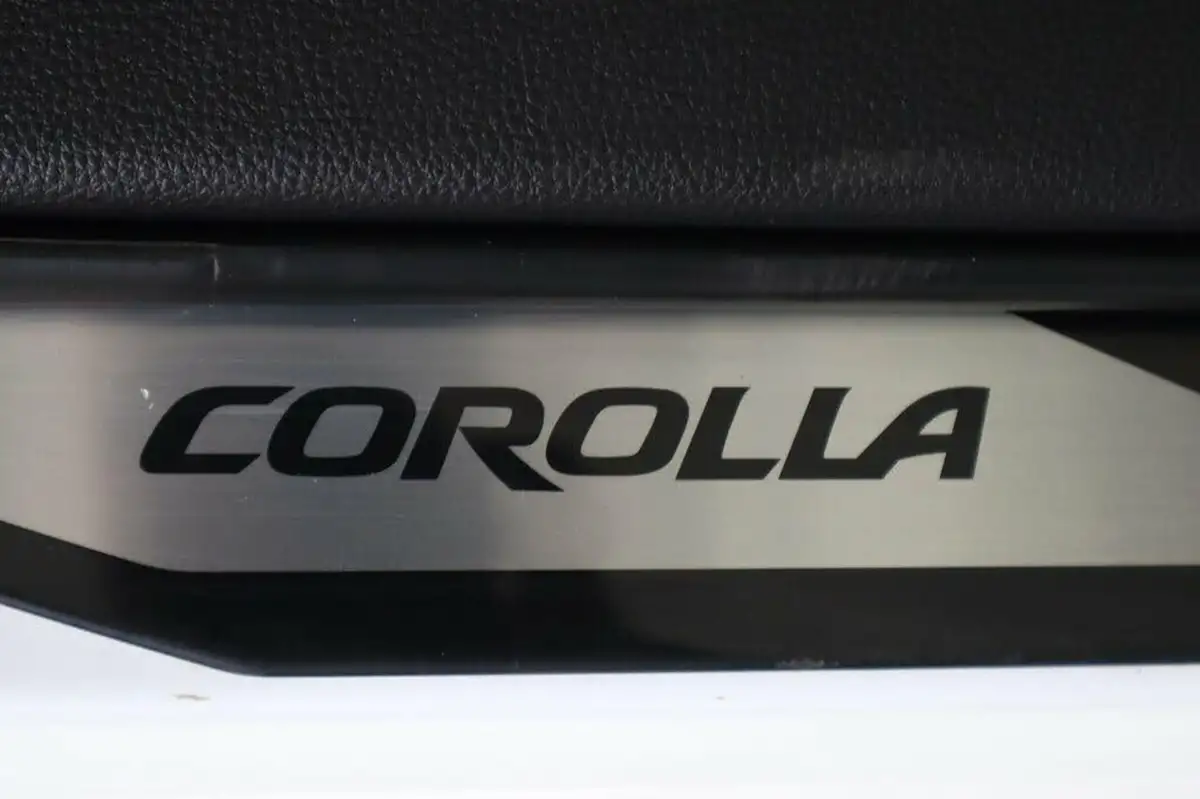 2023-toyota-corolla-18-vvt-i-icon-138bhp-touring-sports-5d-big-26