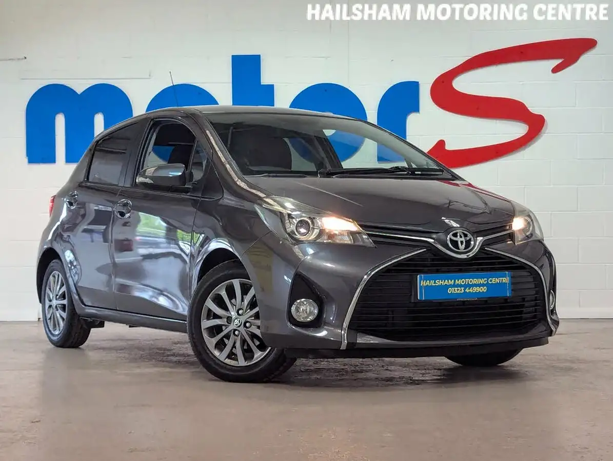 2016-toyota-yaris-133-icon-vvt-i-5d-big-0