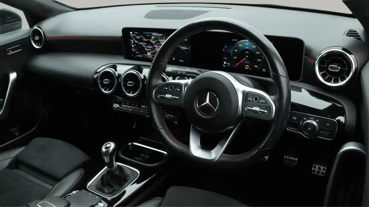 2020-mercedes-benz-a-class-13-a200-amg-line-executive-hatchback-5d-big-9