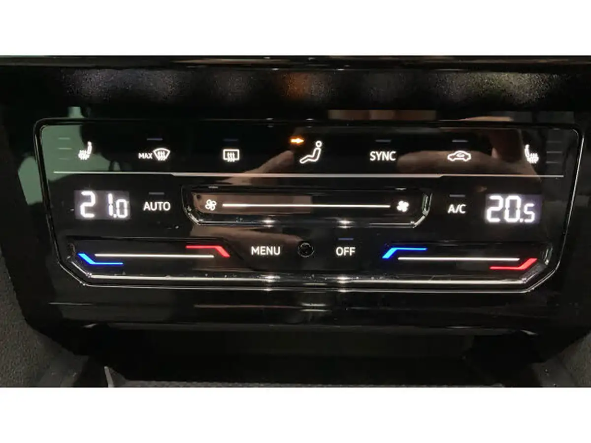 2022-volkswagen-passat-15-tsi-r-line-saloon-4d-big-12