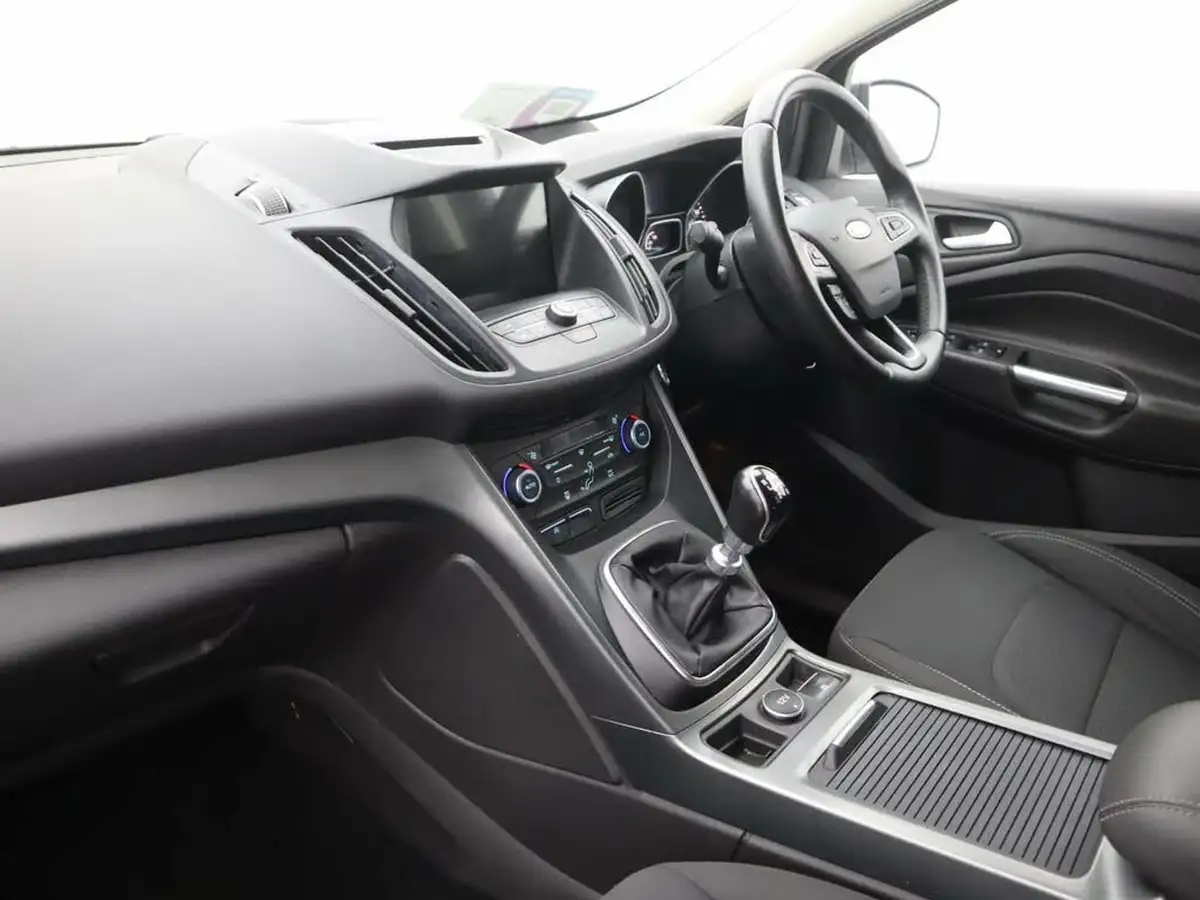 2018-ford-kuga-20tdci-zetec-150ps-awd-big-8