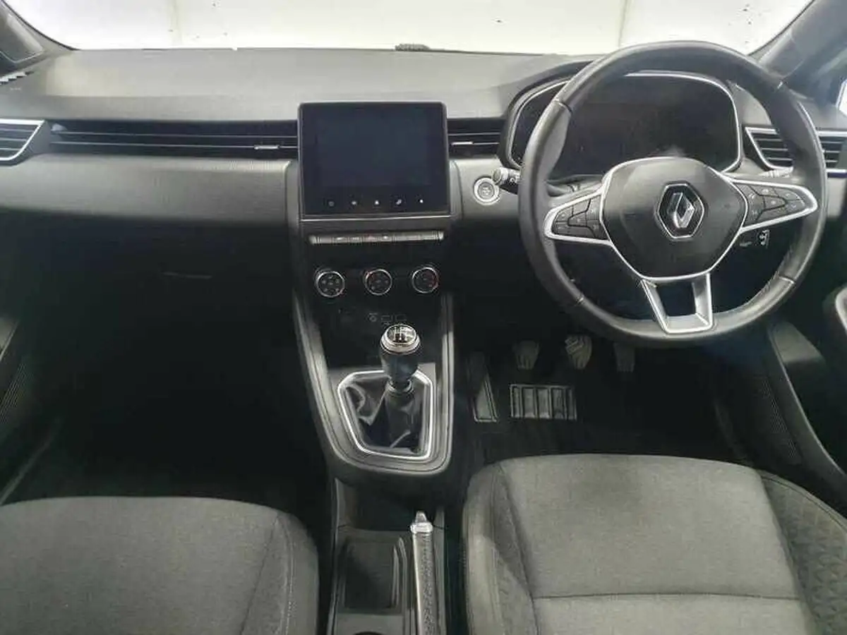 2020-renault-clio-10-sce-iconic-75bhp-big-10