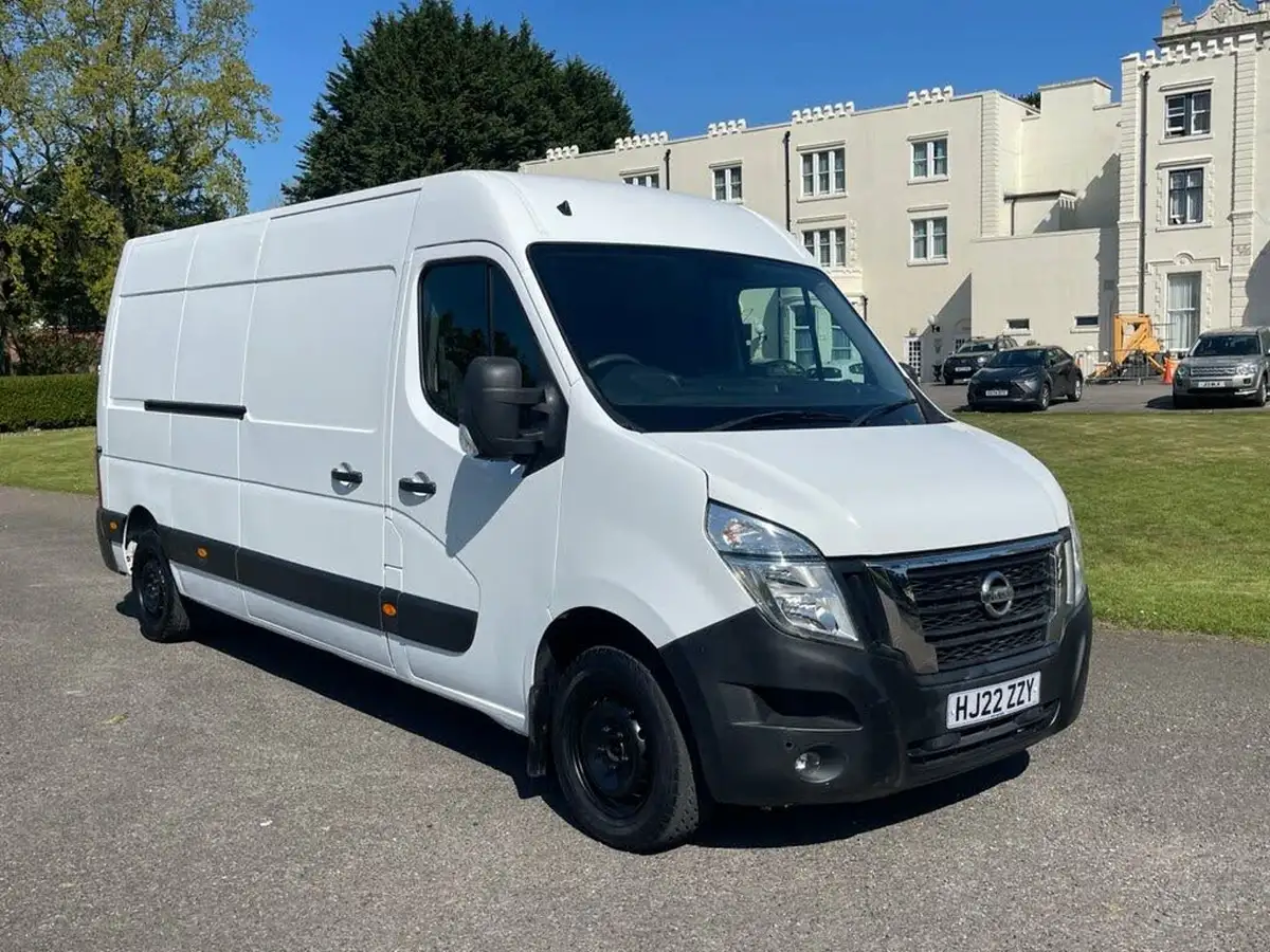 2022-nissan-interstar-23dci-f35-l3h2-tekna-135pseu6d-panel-van-big-0
