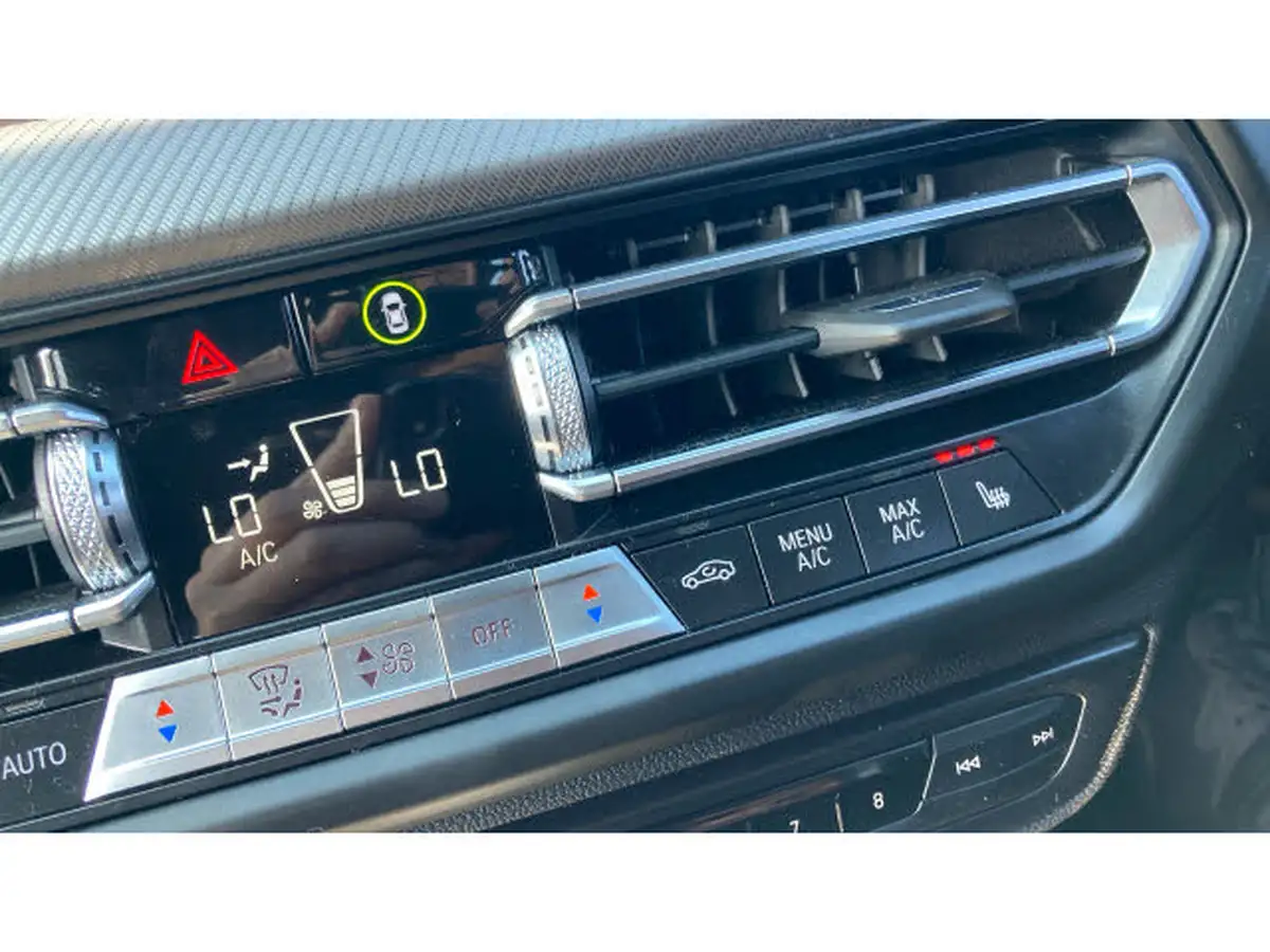 2020-bmw-1-series-20td-120d-xdrive-m-sport-big-24