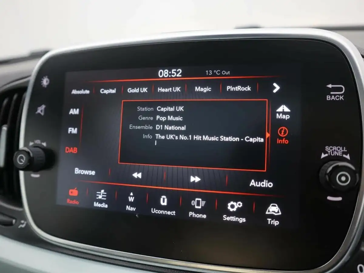 2020-fiat-500-10-launch-edition-big-20