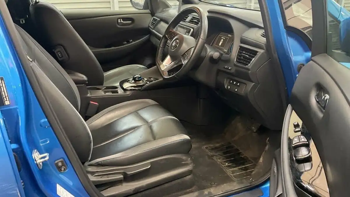 2020-nissan-leaf-e-tekna-big-8