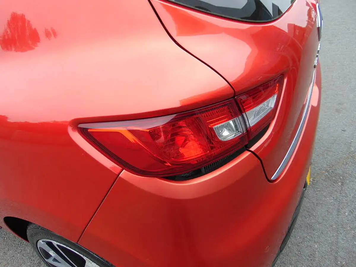 2016-renault-clio-09-tce-dynamique-s-nav-big-41