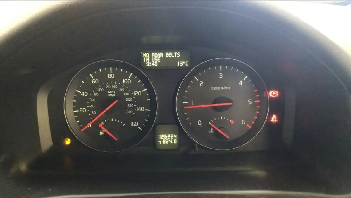 2012-volvo-v50-16td-drive-se-ss-big-9
