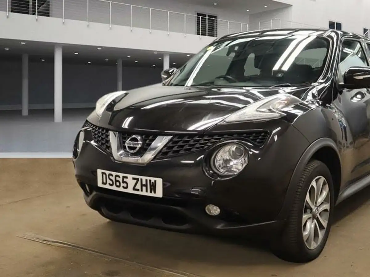 2015-nissan-juke-16-tekna-117ps-1598cc-xtronic-cvt-big-1