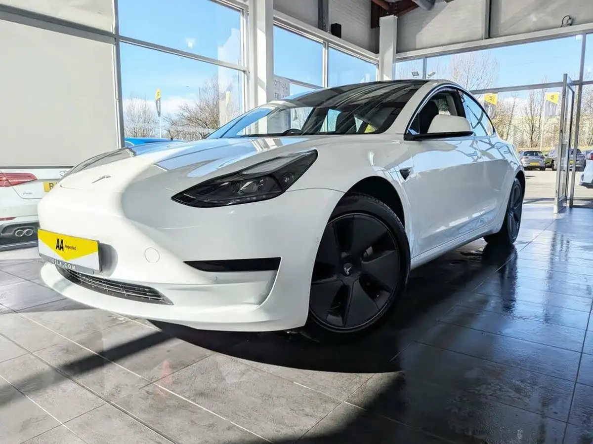 2020-tesla-model-3-e-standard-plus-big-6