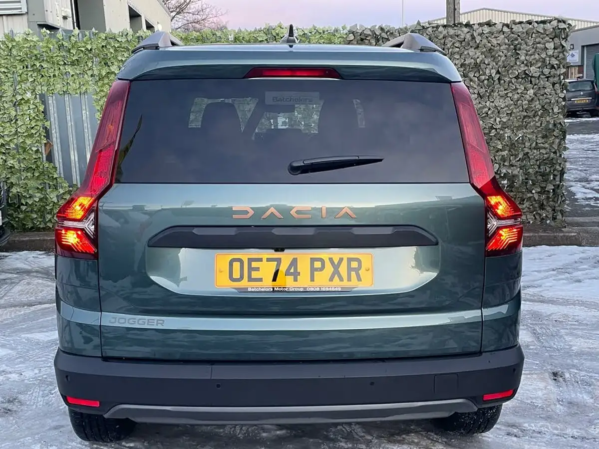 2024-dacia-jogger-10-tce-extreme-big-2