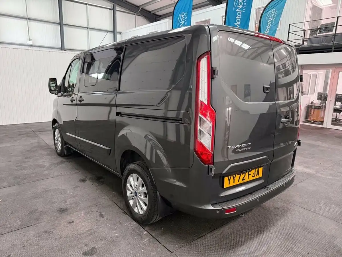 2022-ford-transit-custom-20tdci-300-l1h1-limited-130pseu6dt-double-cab-in-van-big-6