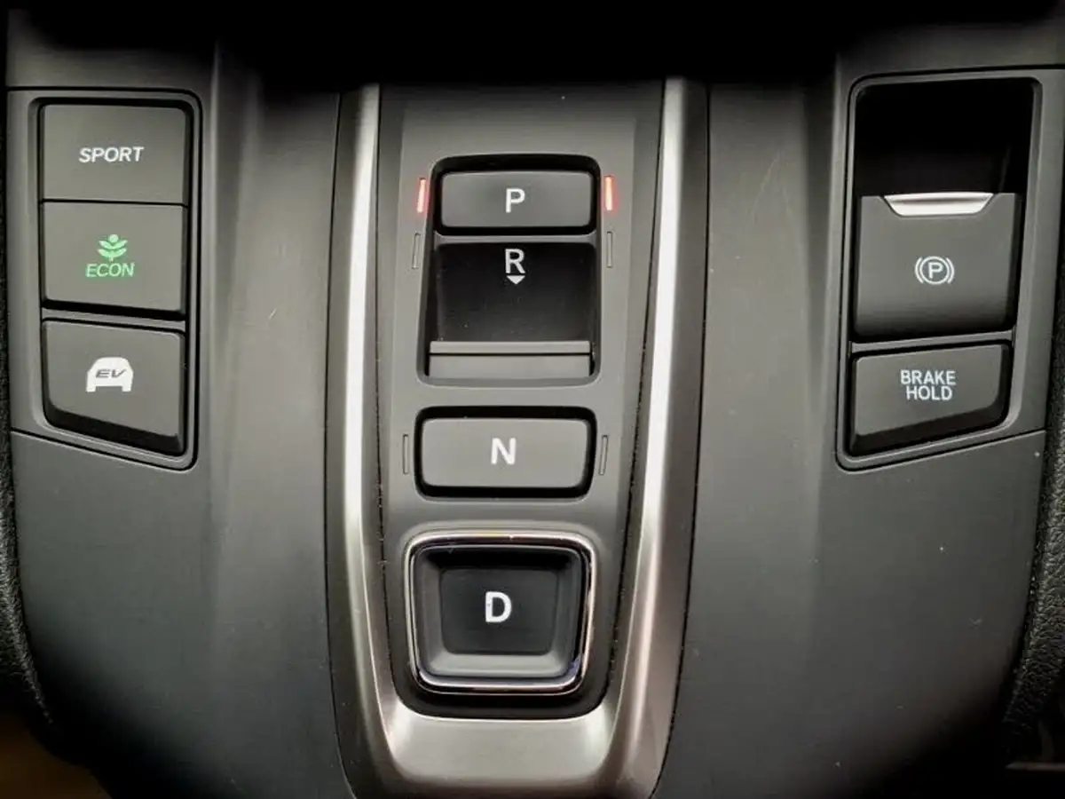 2019-honda-cr-v-20-i-mmd-se-4wd-big-13