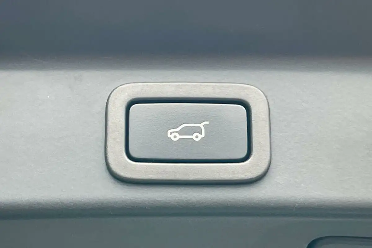 2021-jaguar-f-pace-20-d200-r-dynamic-hse-mhev-big-34