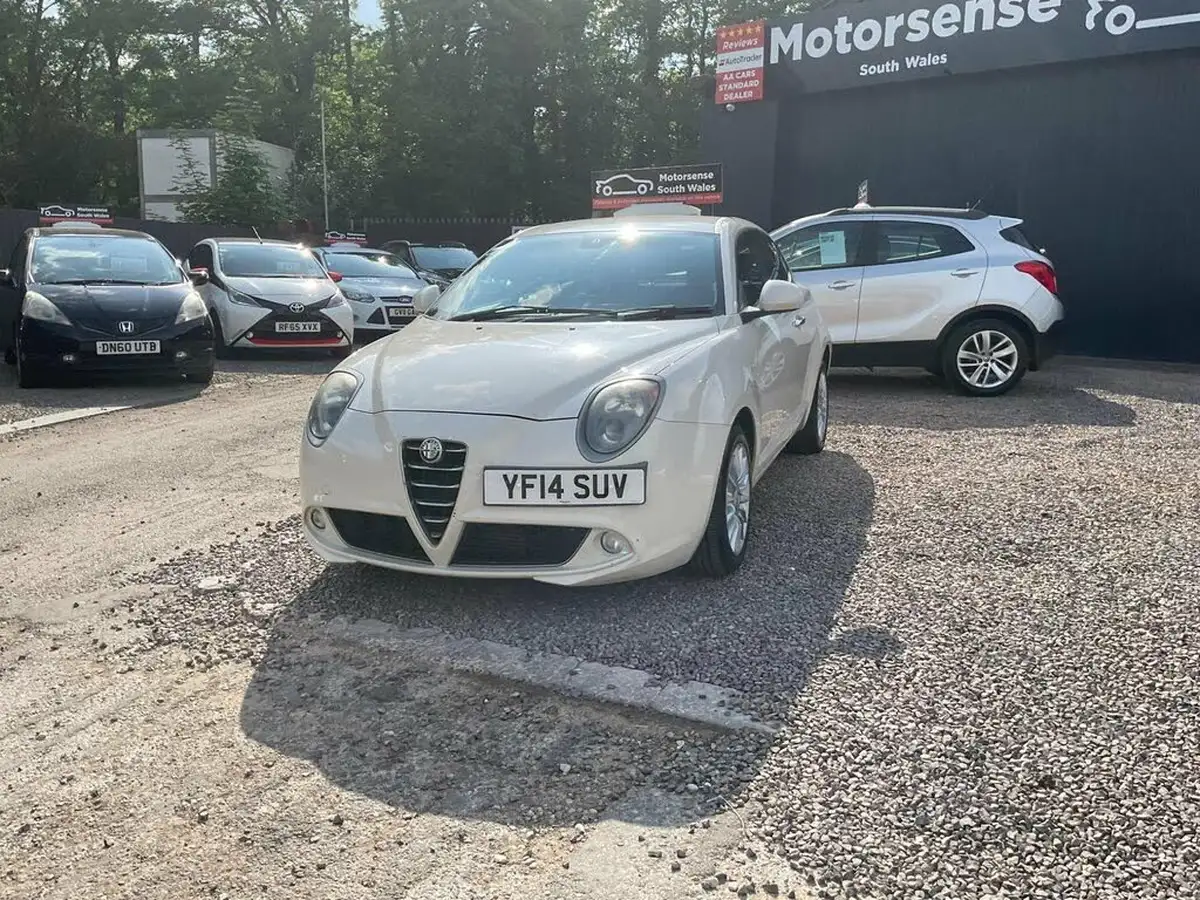 2014-alfa-romeo-mito-13jtdm-2-sprint-big-32